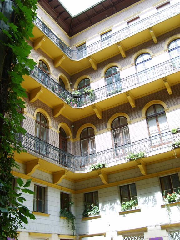 Cityheart Apartments Budapeste Quarto foto